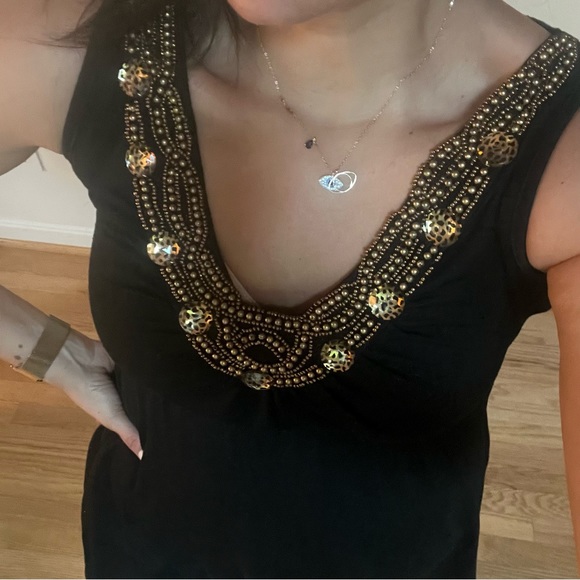 Stunning embellished babydoll deep scoop neck black blouse with gold beads-large - Picture 7 of 7
